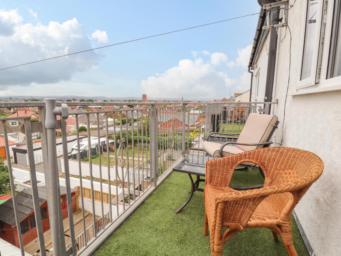 Appartamento Ty Uchaf Rhyl Esterno foto